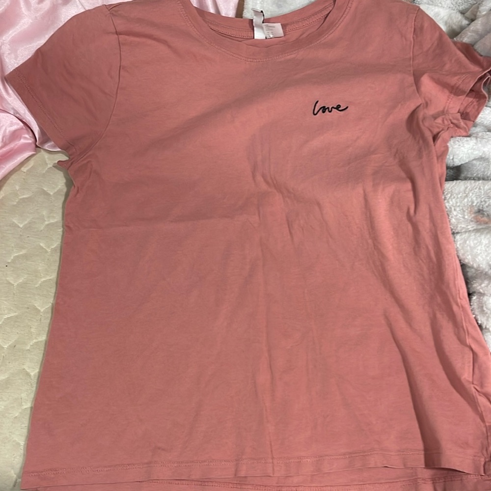 H&M brand pink crop top